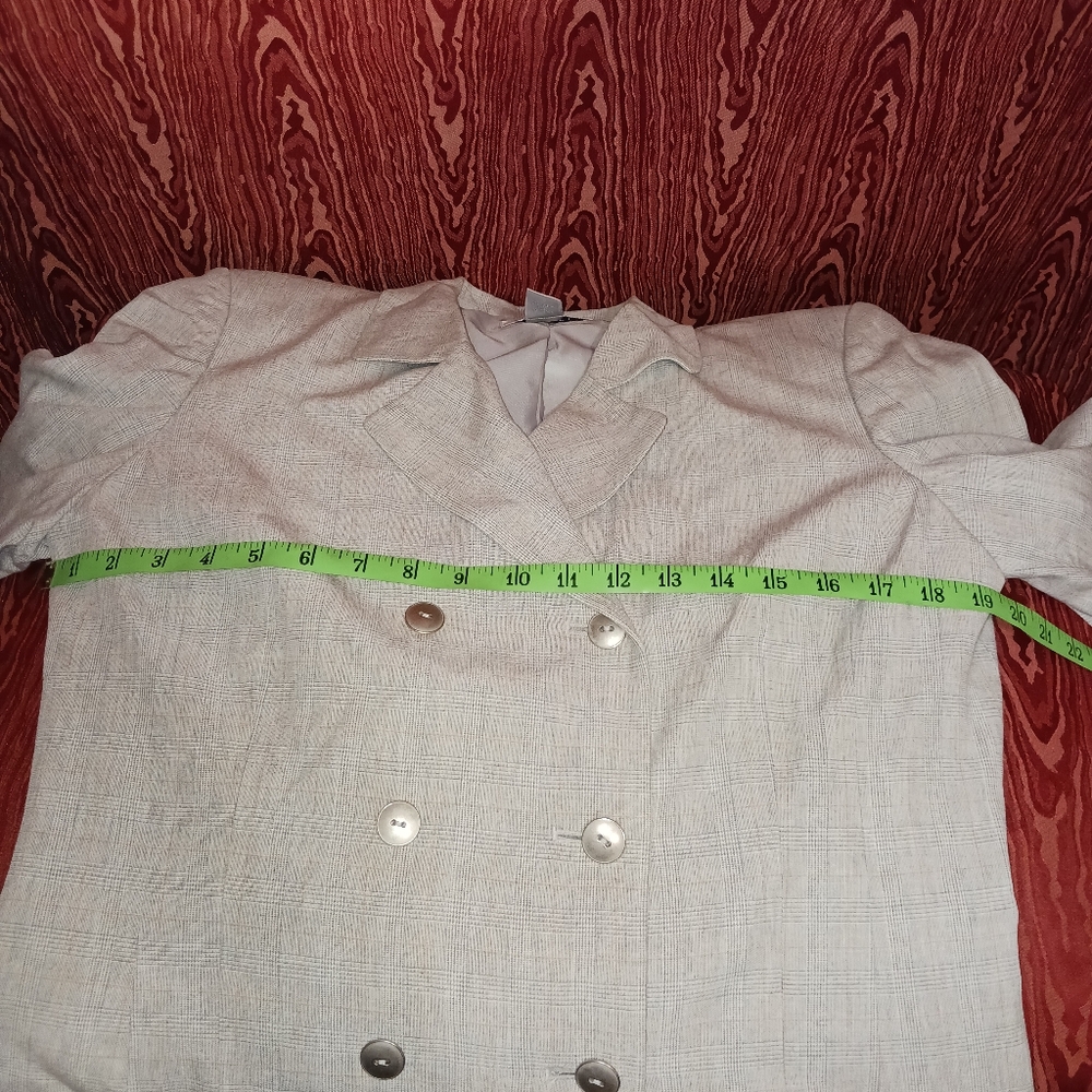 PETITE SOPHISTICATE 2 Piece Gray Long Sleeve Collared Suit Women's Size 12 - Picture 15 of 16